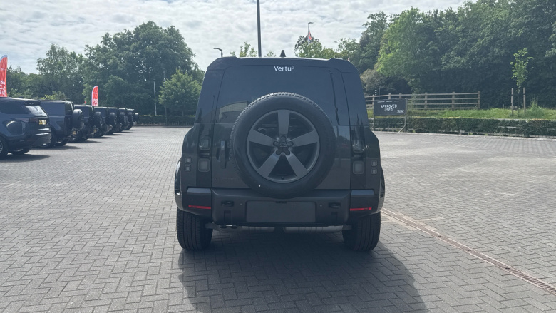 Land Rover Defender 3.0 D250 X-Dynamic SE 110 5dr Auto Diesel Estate